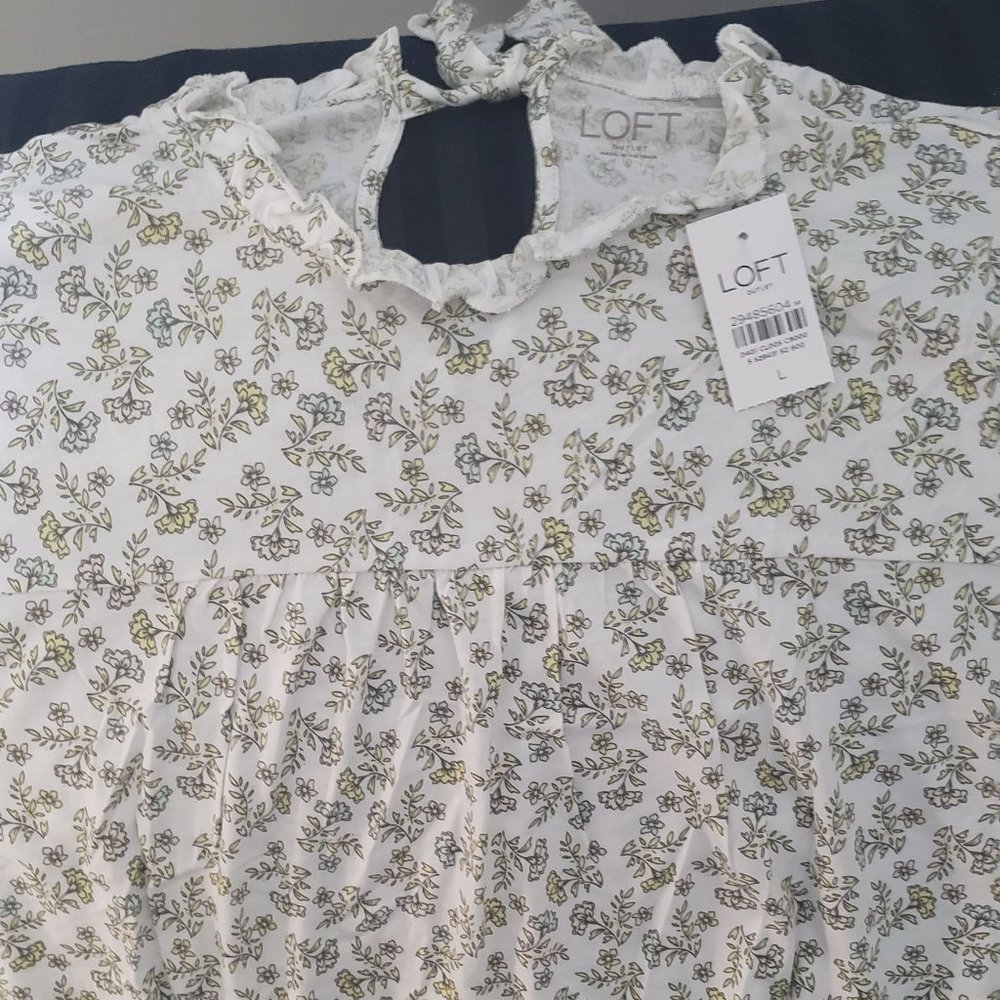TOP RUFFLE  SLEEVES SHELL